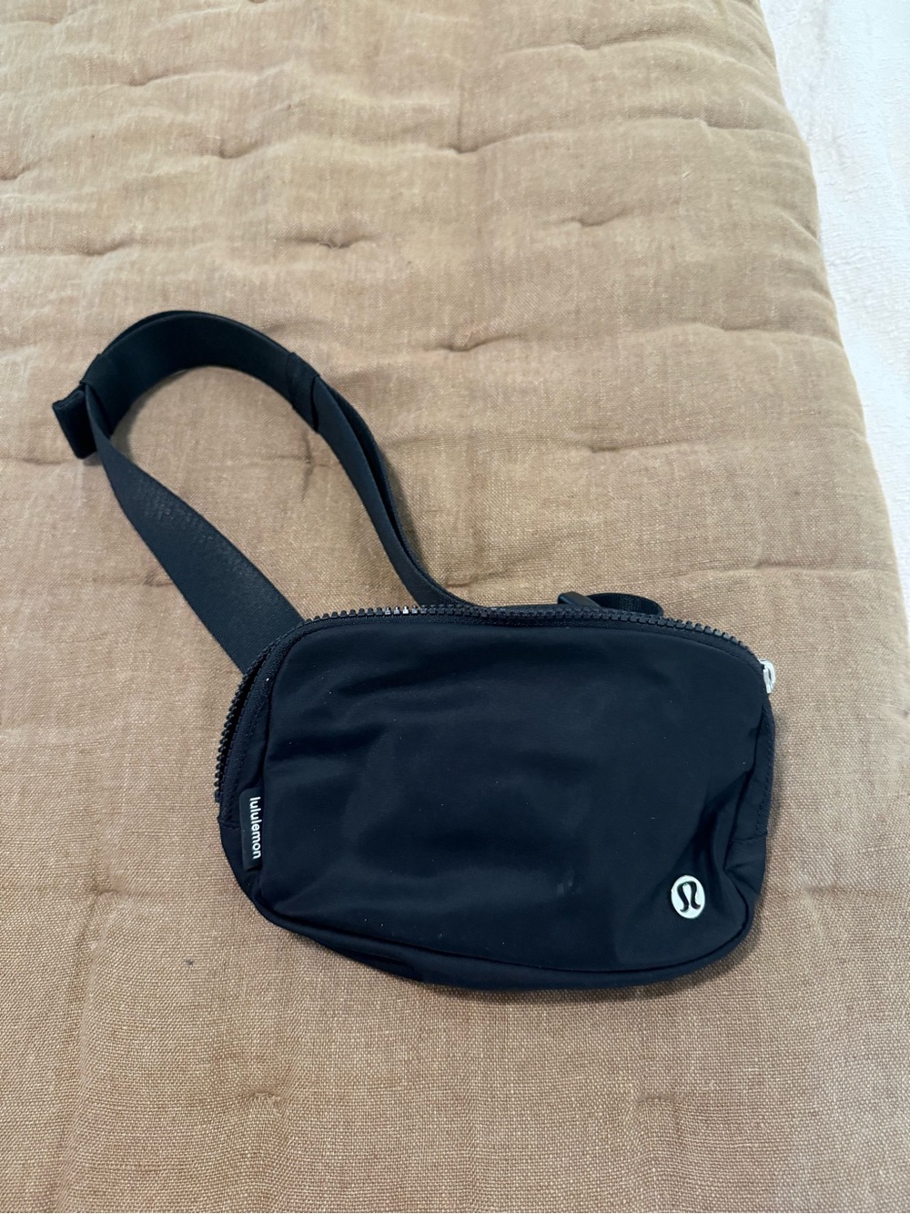 lululemon athletica Belt Bag